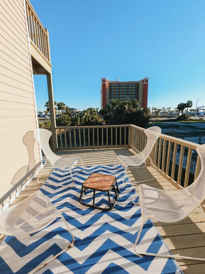 Modern, 3 Bedroom Private House Within Walking Distance To The Beach! Gulf Shores Bagian luar foto