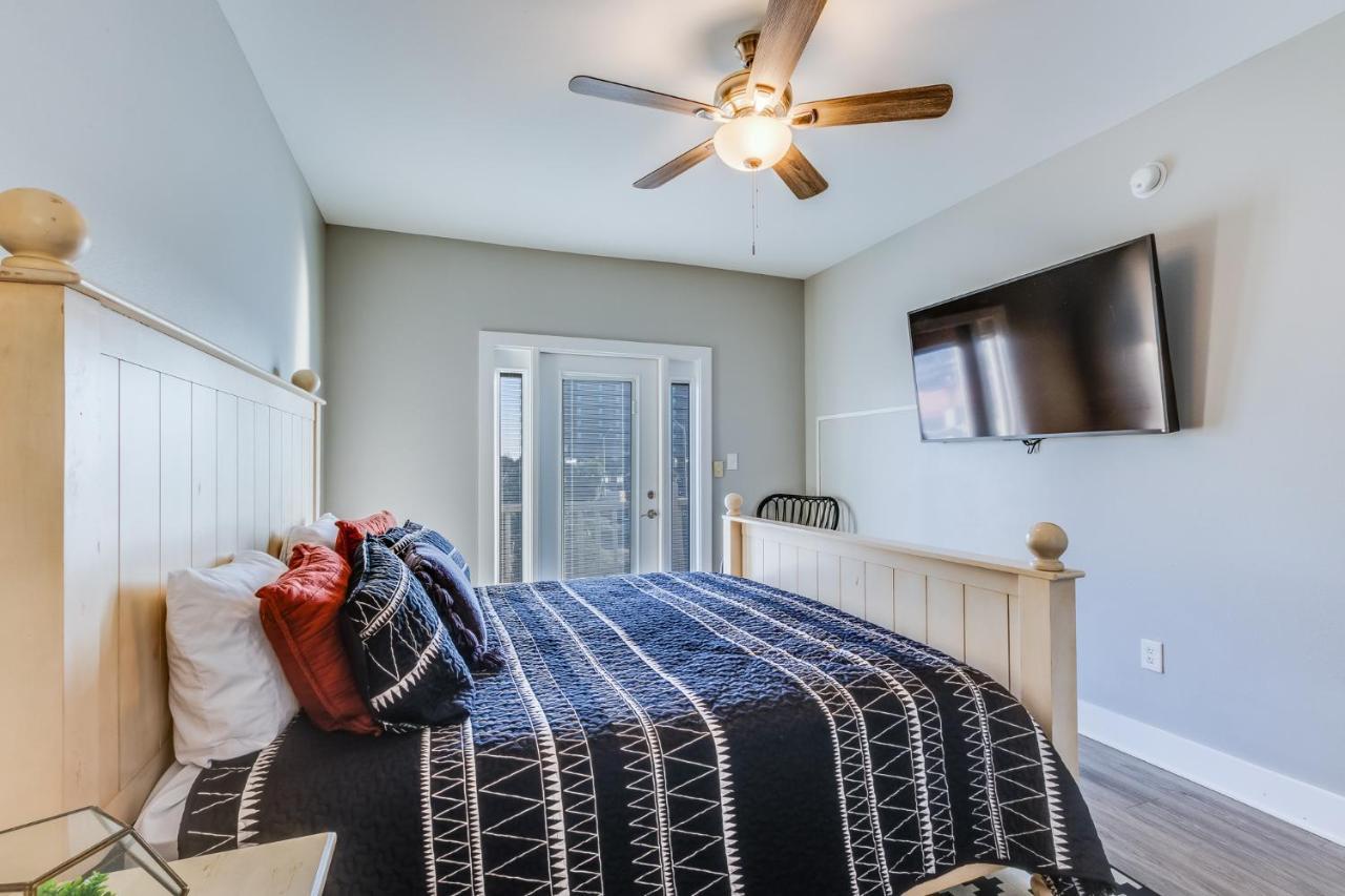 Modern, 3 Bedroom Private House Within Walking Distance To The Beach! Gulf Shores Bagian luar foto